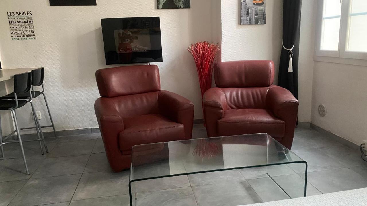 Le Suffren, Ventile ,wifi, A 100 M De La Apartment