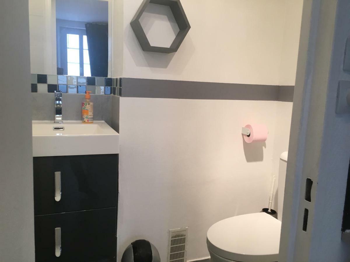 Apartment Le Suffren, Ventile ,wifi, A 100 M De La *